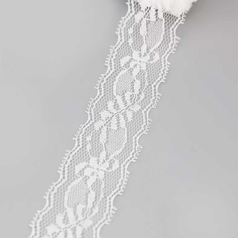 Leafy Motif White Lace Ribbon
