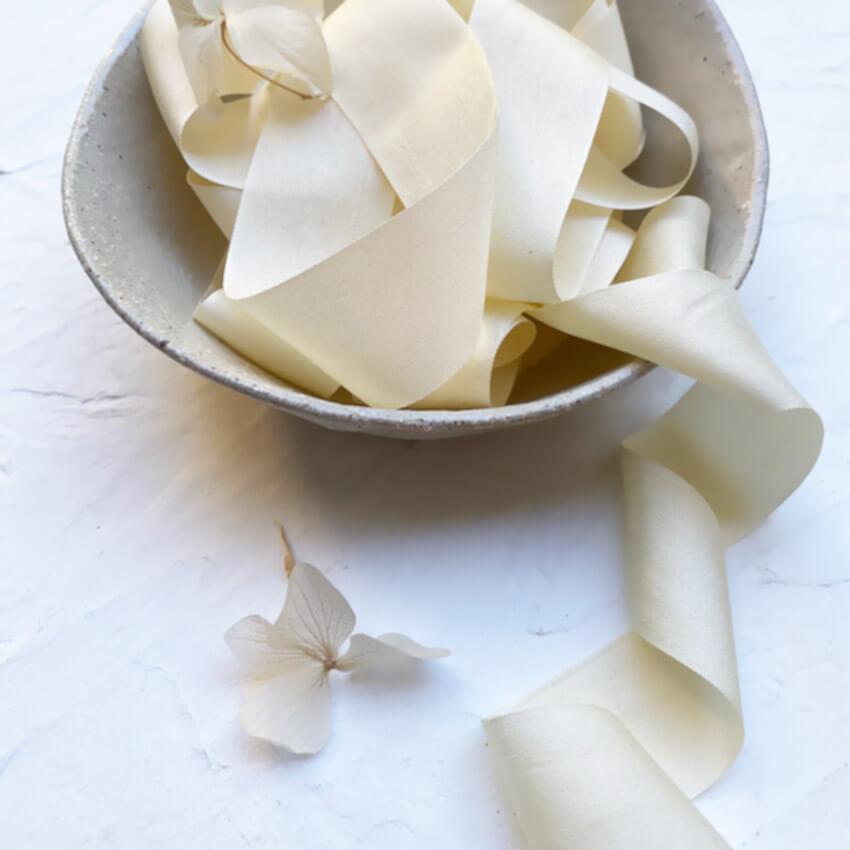 Ivory Neat Edge Silk Ribbon | 2.5m