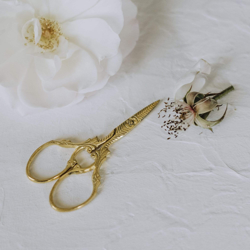 Vineyard Embroidery Scissors by Kelmscott